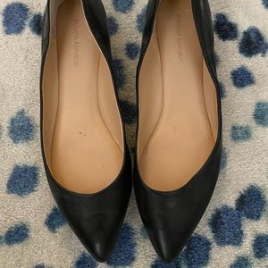 Banana Republic Flats - Black